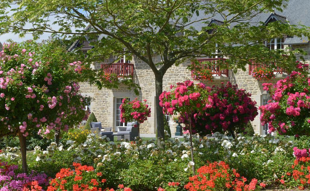 Hôtel Auberge de la Motte Jean Saint-Coulomb Exterior foto
