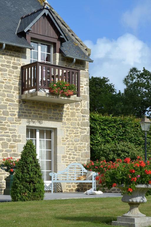 Hôtel Auberge de la Motte Jean Saint-Coulomb Exterior foto